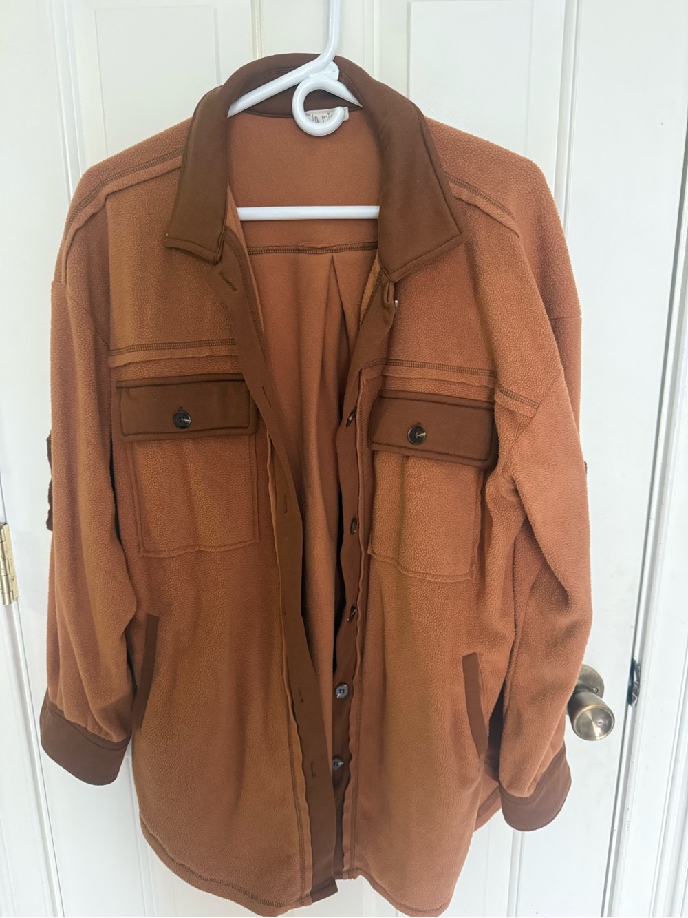 LA MIEL Women’s Lightweight Shirt Jacket in Rust